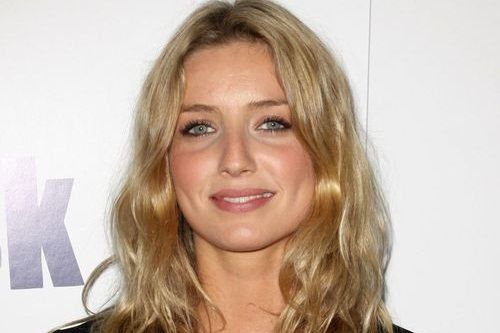 Annabelle Wallis