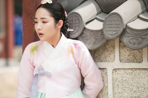 Park Min-Young Queen for Seven Days