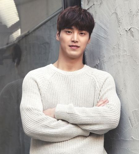 Foto Tampan Lee Tae-hwan