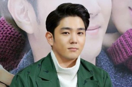 5 Idol Korea yang Terkenal Paling Kontroversial di Grupnya 