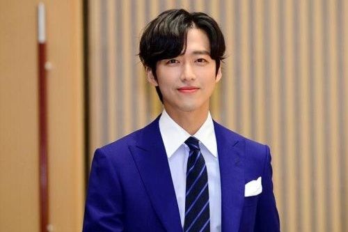 Foto Tampan Namgoong Min Foto Tampan Namgoong Min