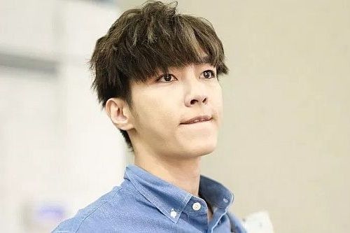 Foto artis tampan Taiwan Aaron Yan Foto artis tampan Taiwan Aaron Yan