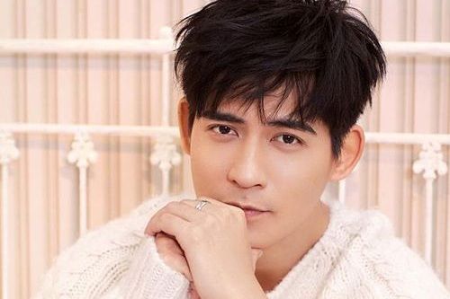 Foto artis tampan Taiwan Vic Chou